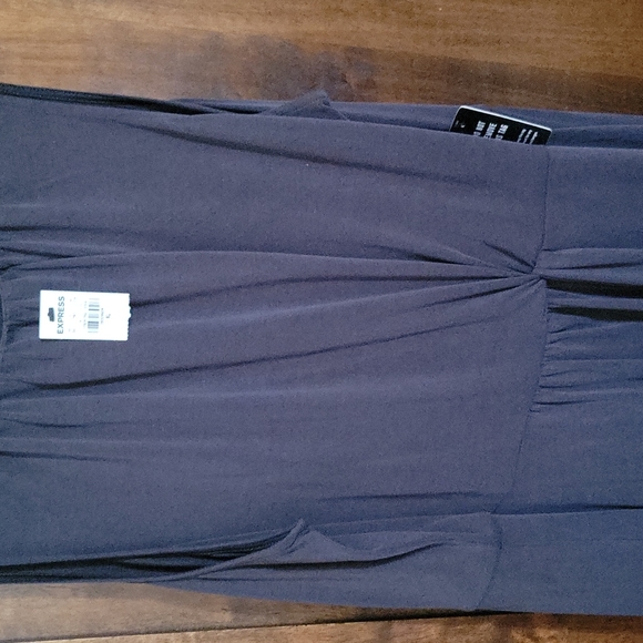 Dress - Picture 2 of 5